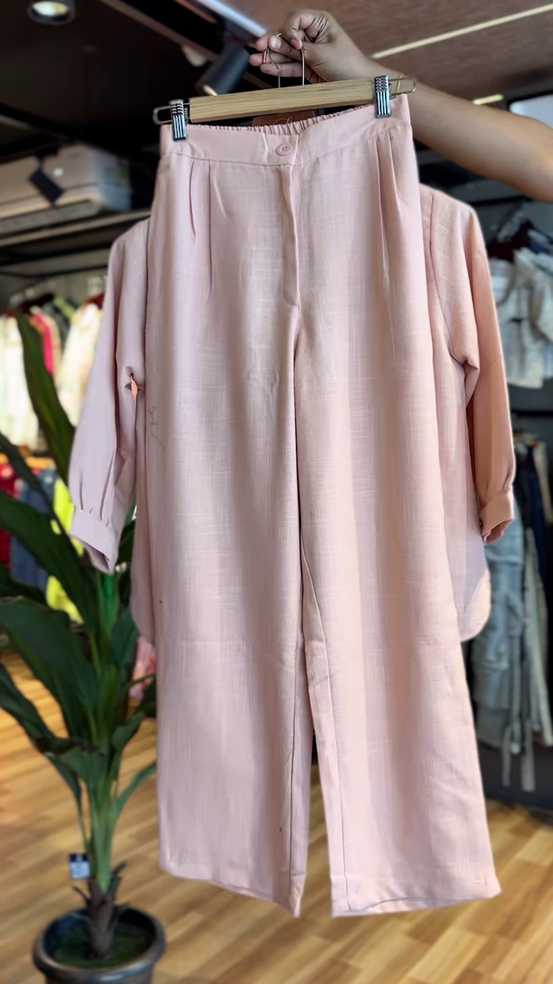 Chic Embroidered Cotton Co-Ord Set – Blush Pink - Image 2