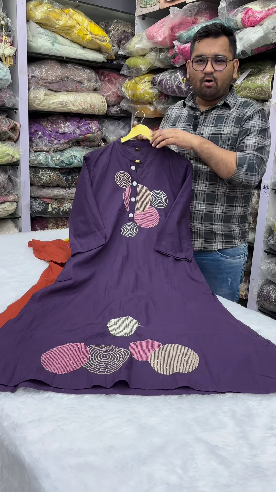 Cream Hand-Painted Floral Kurti with Pant – Elegant Ethnic Wear Set - Image 3