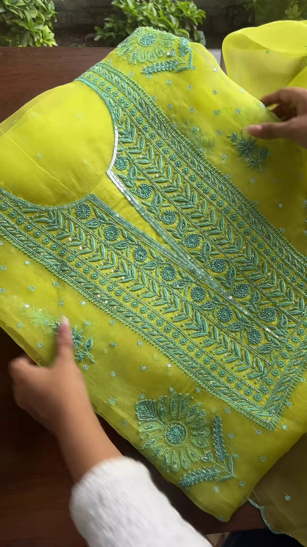 Noor-e-Zaitoon Hand-Embroidered Lime Green Chikankari Kurta Set