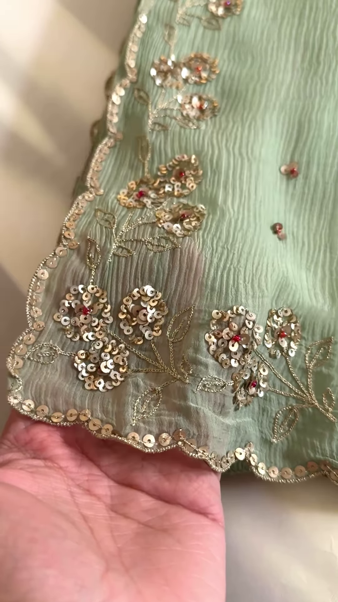 Sea Green Embellished Saree with Fuchsia Embroidered Blouse - Image 4