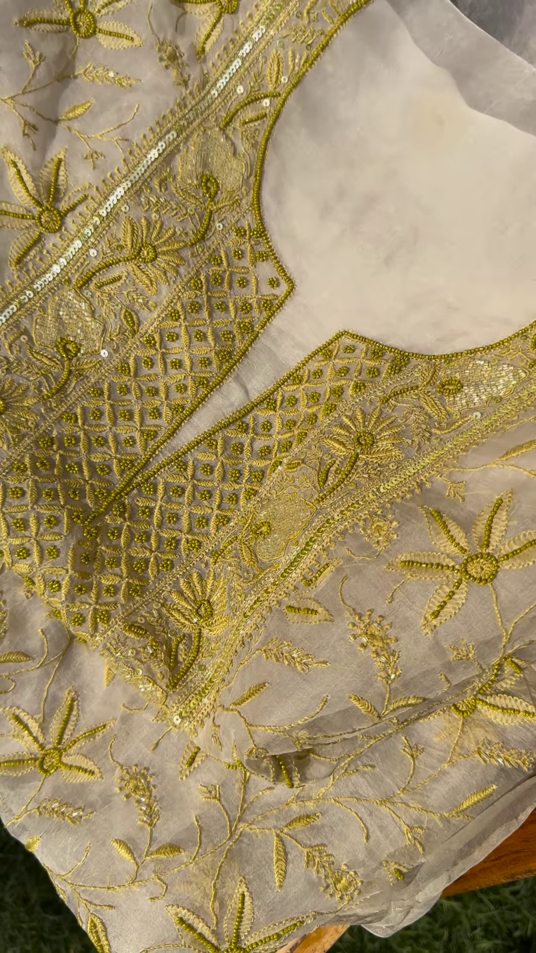 Ivory and Gold Floral Embroidered Organza Suit Set - Image 3