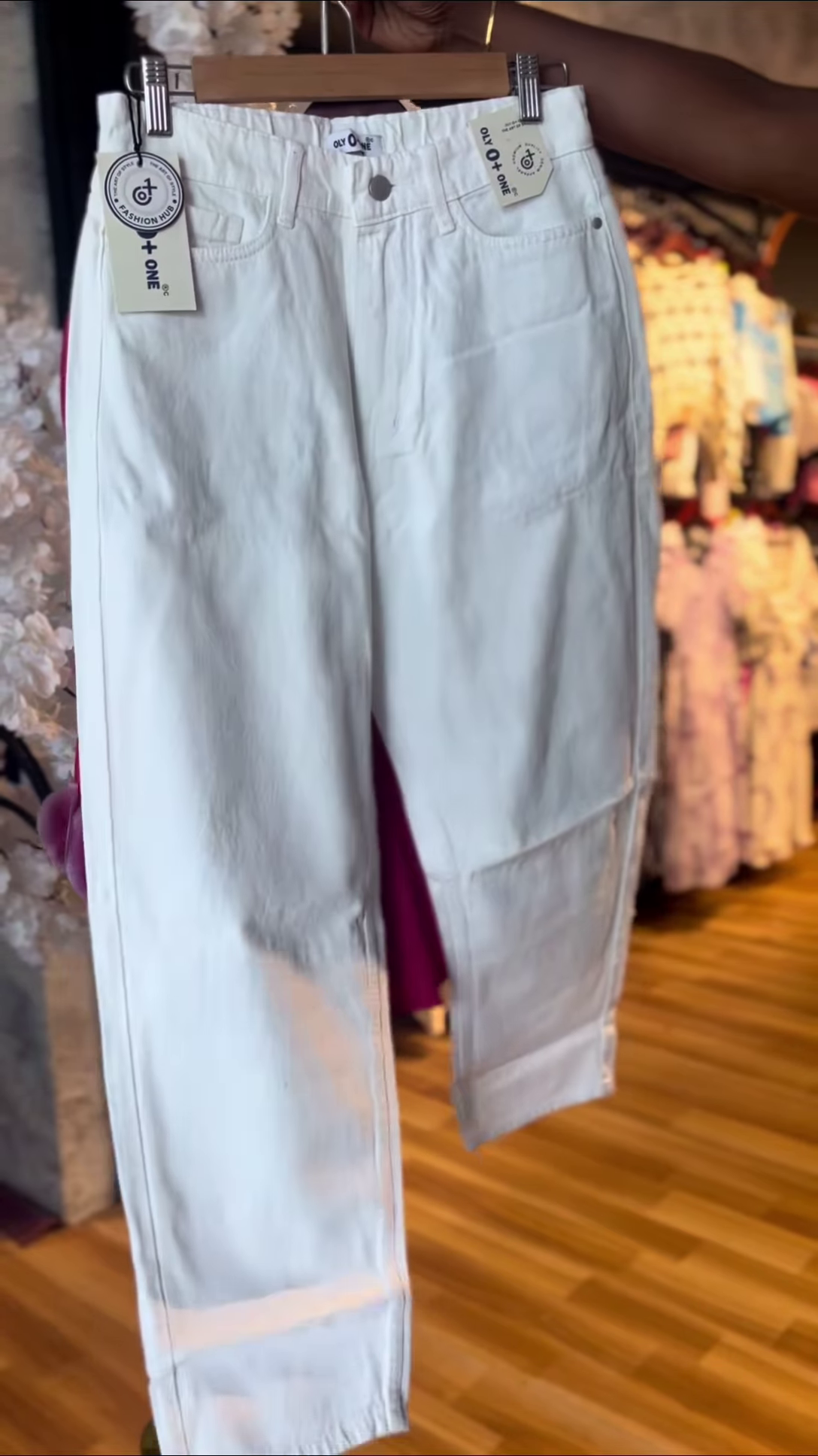 Women’s Textured Red Long-Sleeve Top with V-Neck Collar & Pleated Sleeve Detail – Paired with White Slim Pants - Image 2