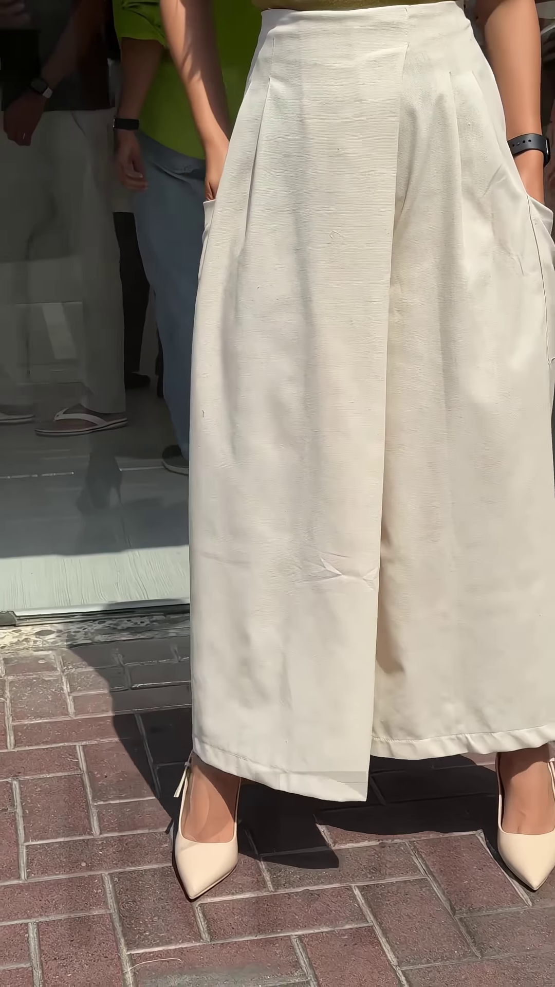 Women’s Mustard Short Sleeve T-Shirt with White Wide-Leg Pants – Minimalist Streetwear Look - Image 6