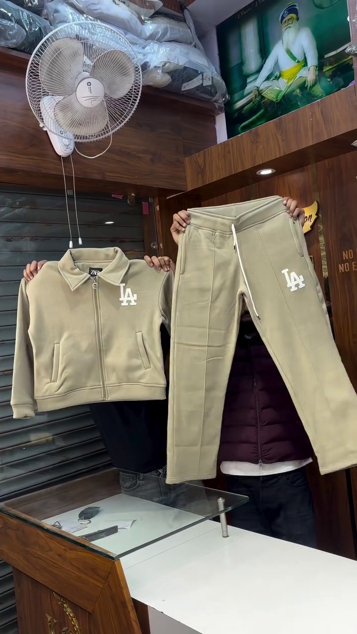 LA Print Tracksuit Sets 🧥 Matching Zip Jackets & Joggers – Beige & Pink Variants - Image 2