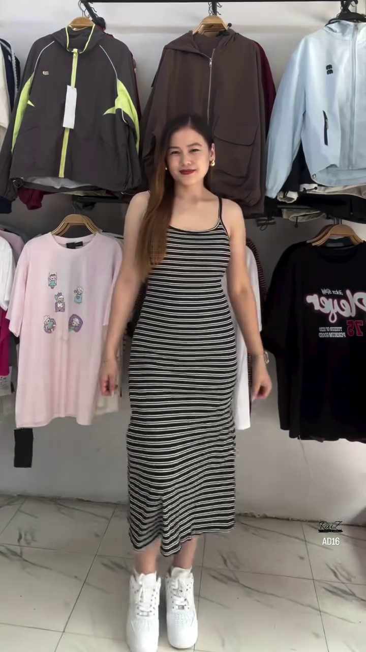 Women’s Sleeveless Striped Bodycon Midi Dress - Image 5