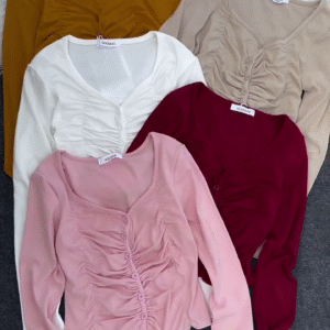 Women’s Ruched Button-Front Long Sleeve Crop Top