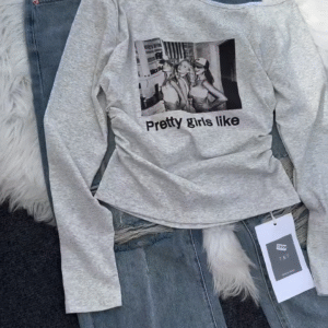 Grey Graphic Long Sleeve Tee