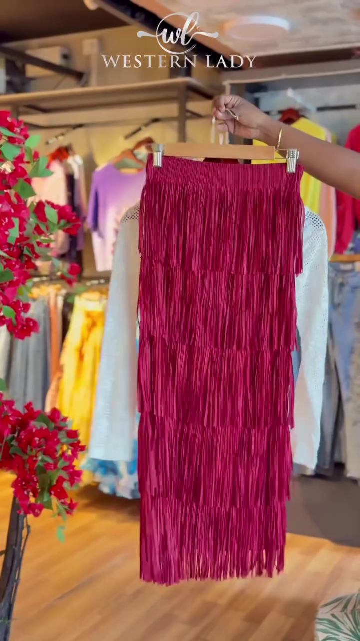 Crochet Petal Top & Maroon Fringe Skirt - Image 2