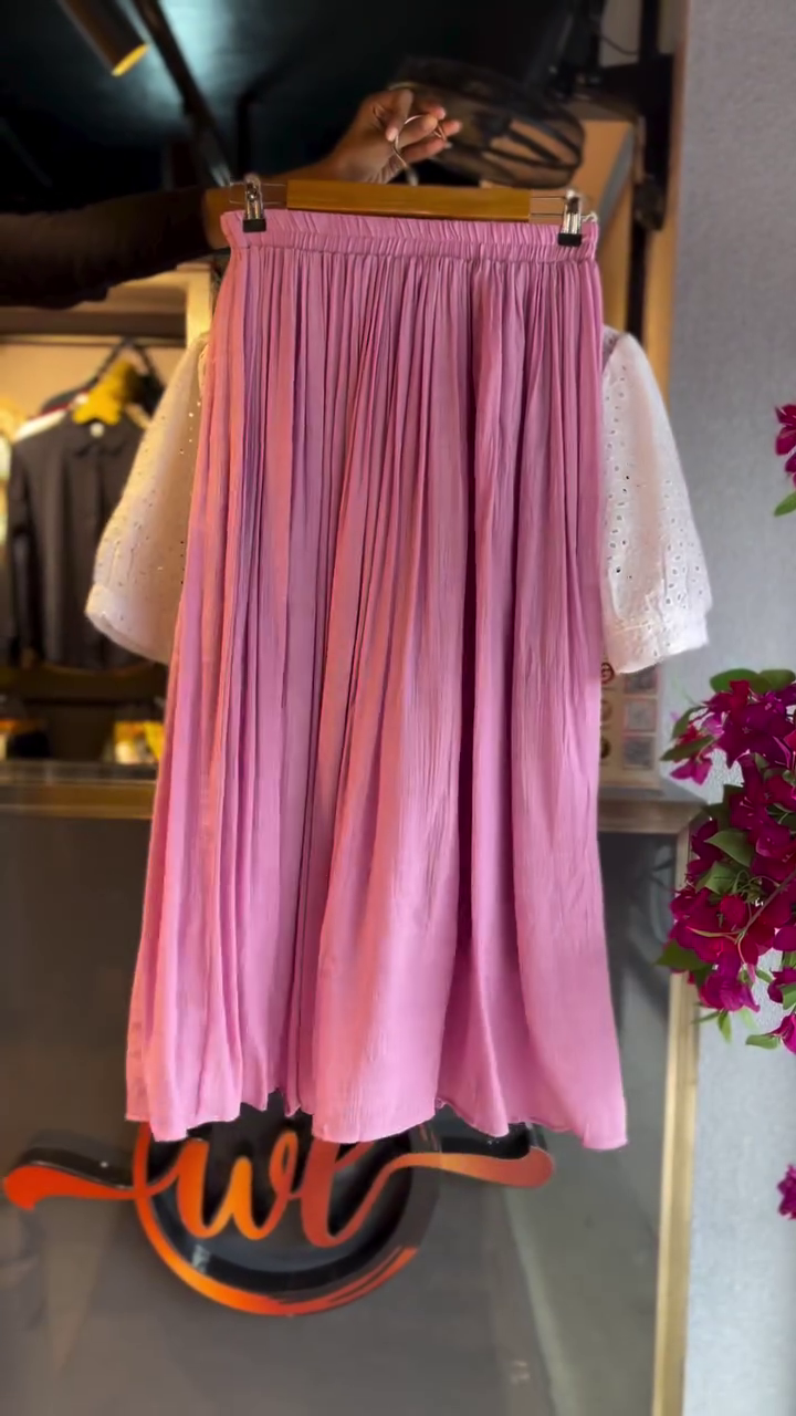 Eyelet Lace Blouse & Rose Pleat Skirt - Image 2