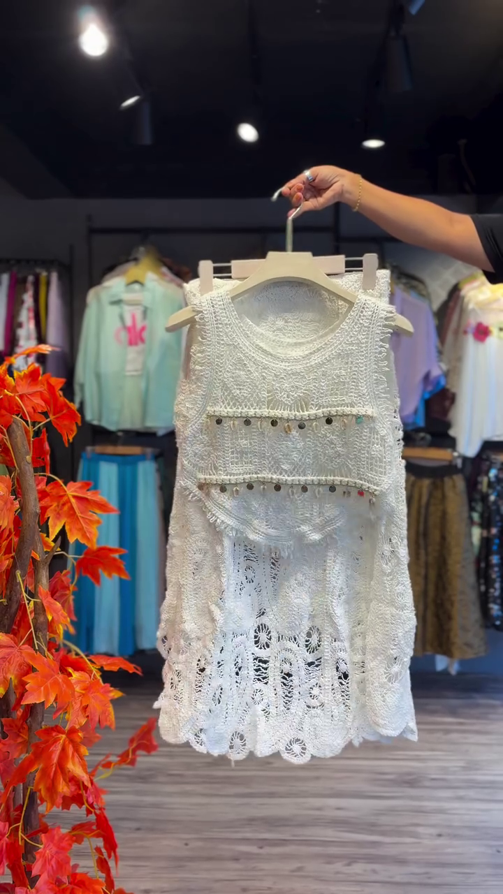 Fringe Bloom Crochet Top in Ivory