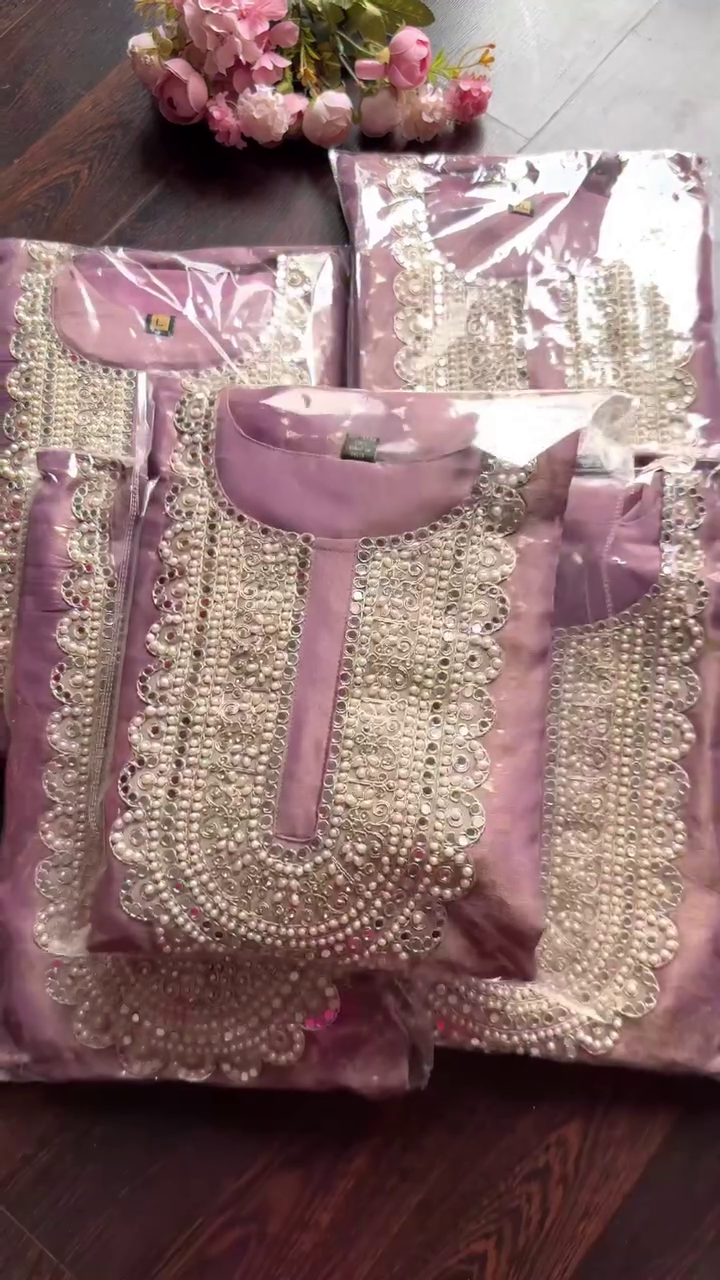 Dusty Lavender Floral-Handworked Kurta Set with Heavy Embellished Dupatta – Elegant Festive Wear - Image 2