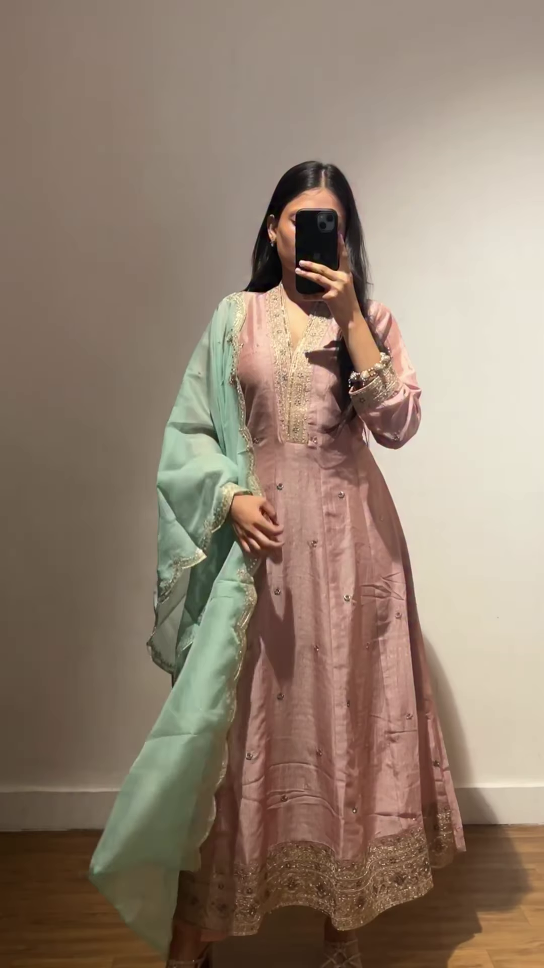 Brown Embroidered Kurta with Elegant Thread Work – Daily Wear & Semi-Festive Collection