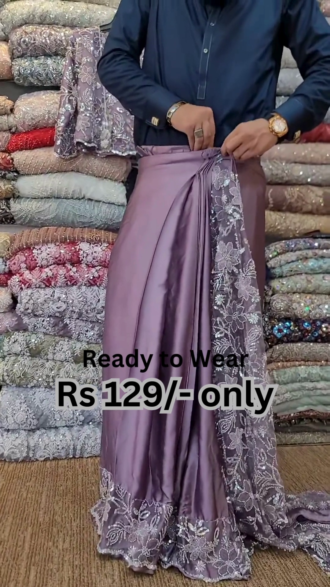 Lavender Dreams: Floral Lace Net Saree